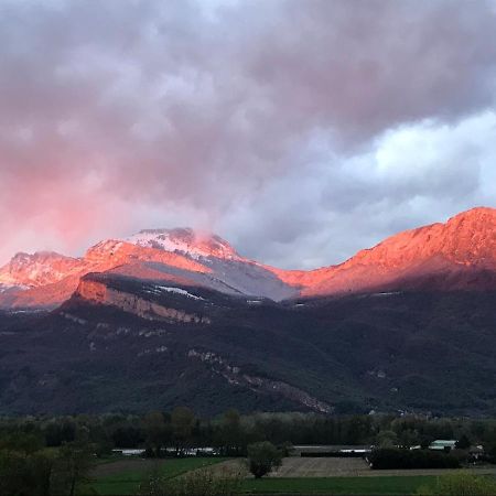 Вілла La Dent Du Loup A La Campagne, Proche De Grenoble Noyarey Екстер'єр фото